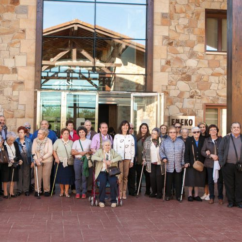 Mayores de Amorebieta disfrutan en la cocina de Eneko Atxa